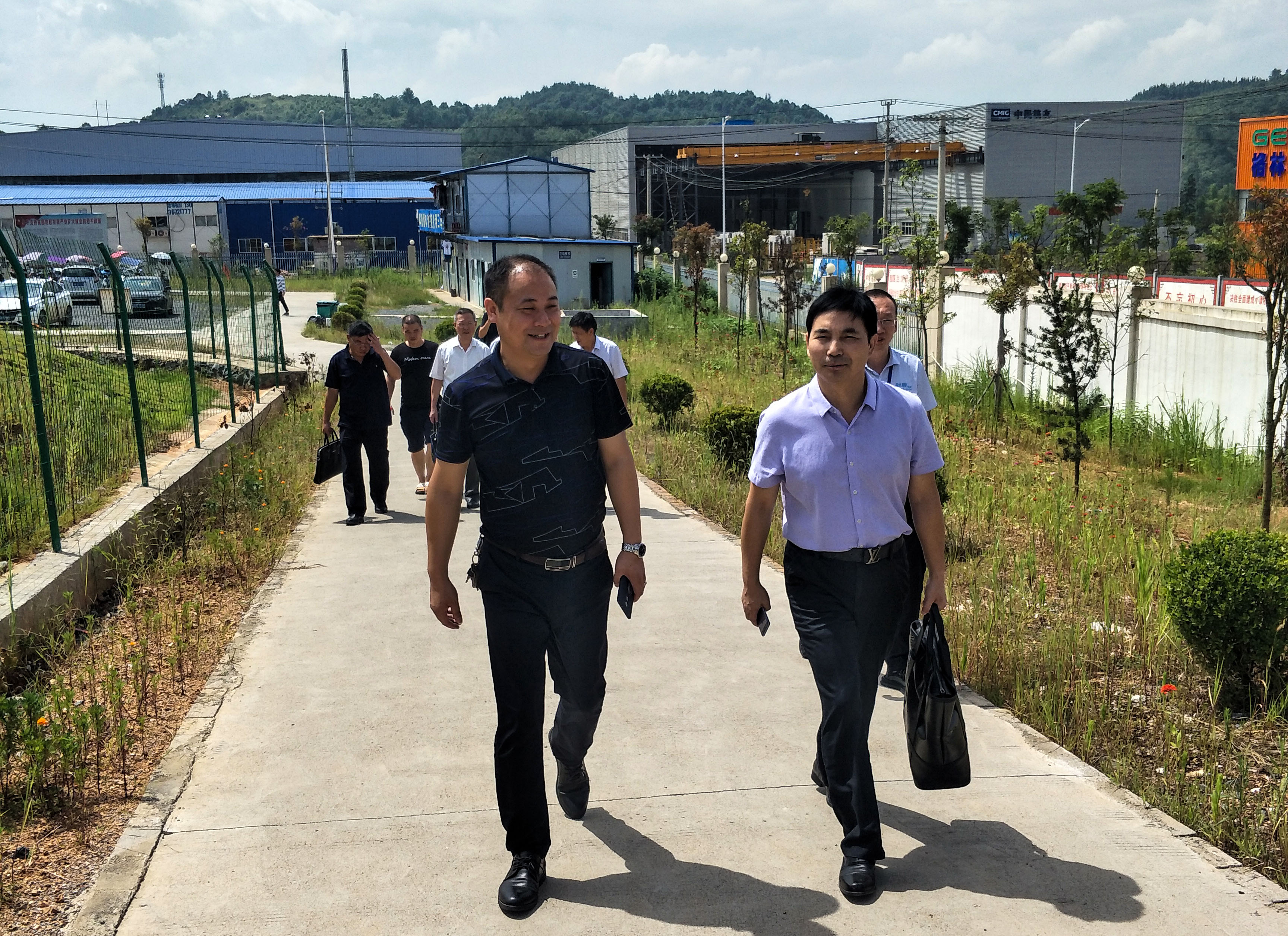 热烈欢迎湖南省工信厅节能与综合利用处赵鲜松副处长、市县工信部门领导一行来J9集团平台能源视察指导工作